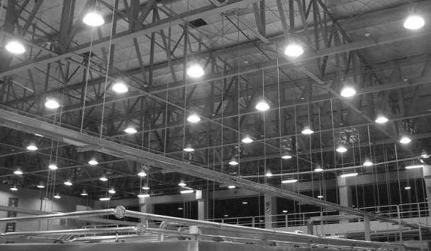Монтаж освещения в складских помещениях